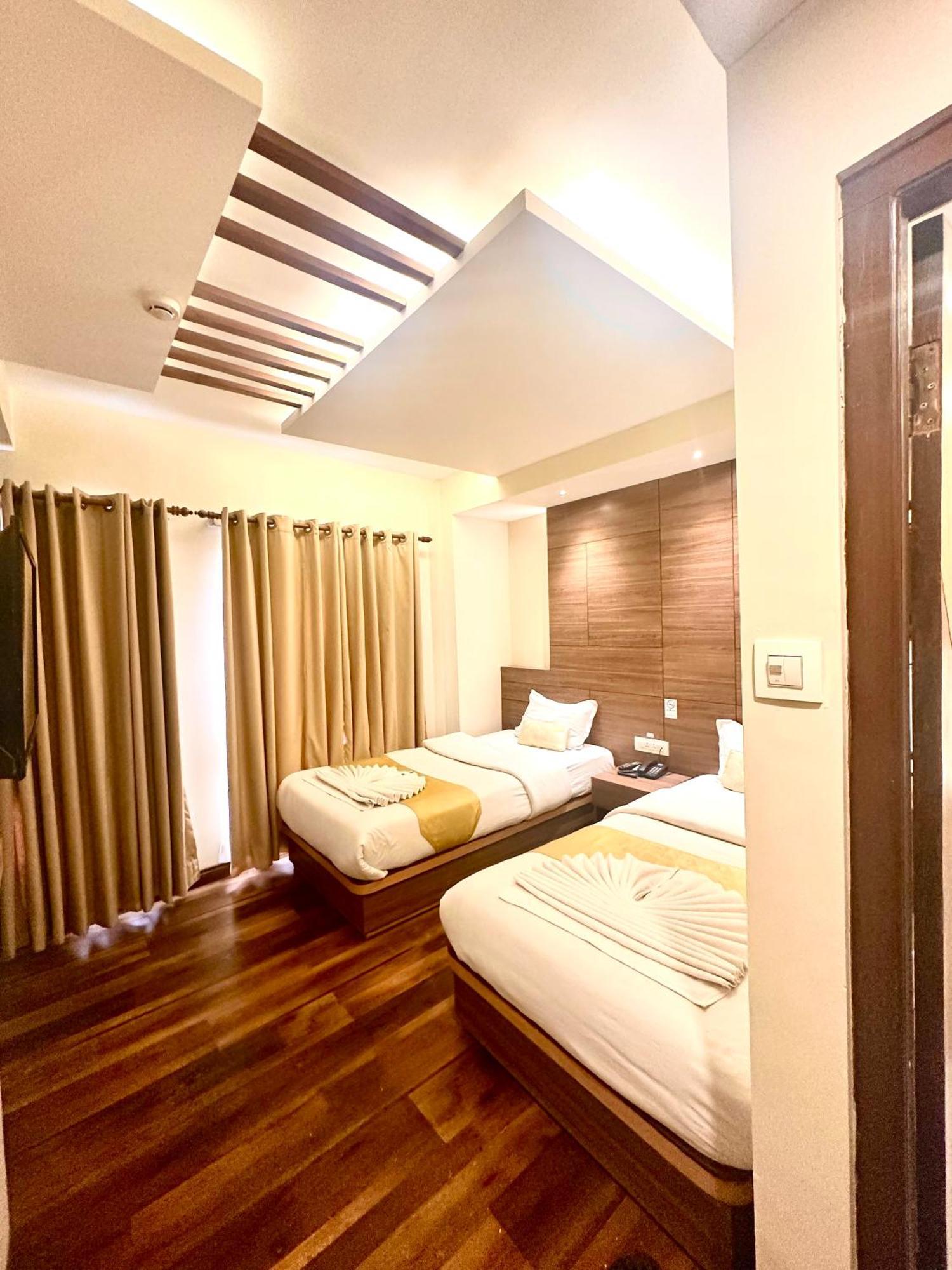 Hotel Bihani Kathmandu Bagian luar foto
